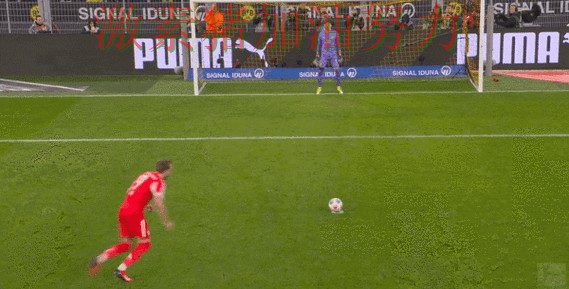 凯恩关键失误让对手防线彻底崩盘 凯恩关键失误让对手防线彻底崩盘